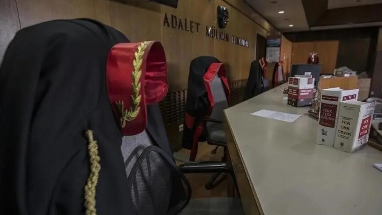 "İmamoğlu çıkar amaçlı suç örgütü" davasının duruşmasında görüntü kaydı alınmasına soruşturma