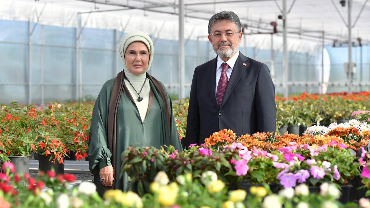 Bakan Yumaklı, Emine Erdoğan'ın Milli Botanik Bahçesi ziyaretini değerlendirdi