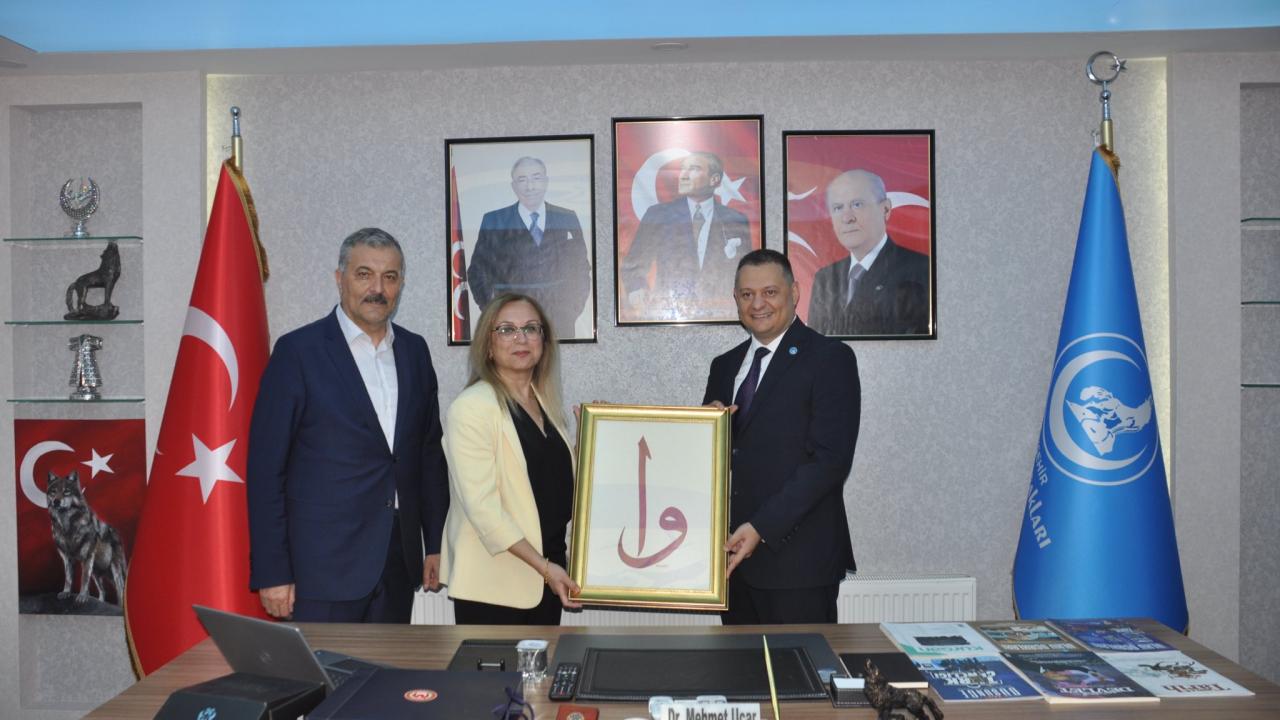 MHP'li Kılıç, Ülkü Ocakları Nevşehir İl Başkanlığının yenilenen hizmet binasının açılışına katıldı