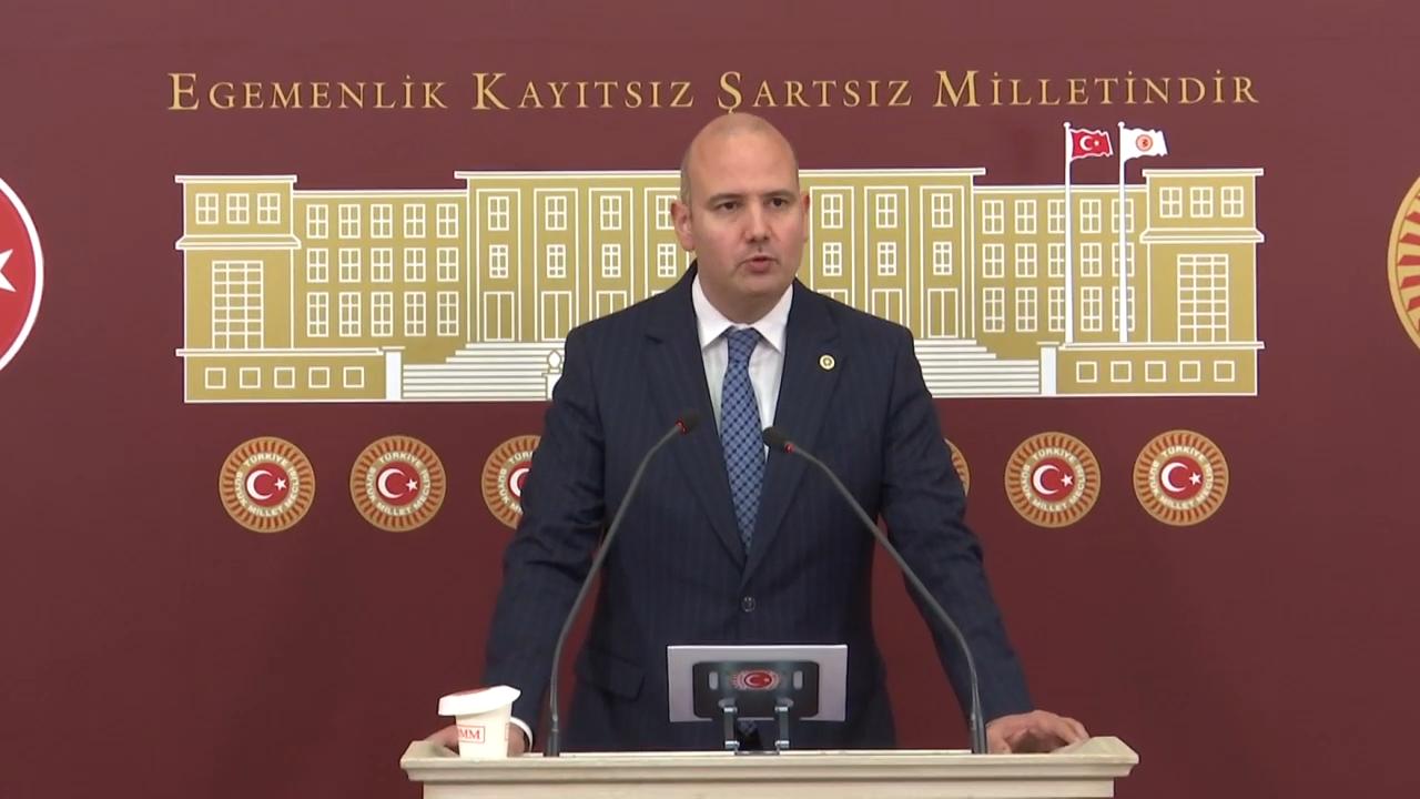 AK Parti Genel Başkan Yardımcısı İleri'den A Millî Kadın Voleybol Takımı'na tebrik
