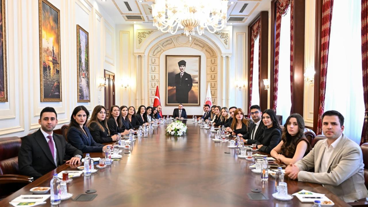 Adalet Bakanı Gürlek, adliye muhabirleriyle bir araya geldi