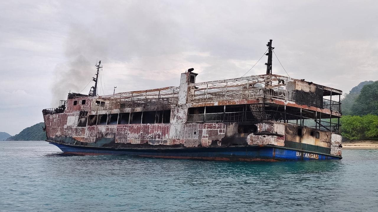 Filipinler'de yolcu feribotunda çıkan yangın sonucu 5 kişi öldü, 87 kişi kayboldu