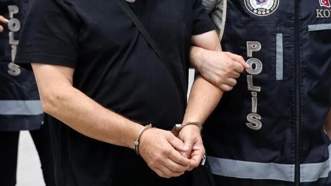 İstanbul'da silahlı suç örgütüne yönelik operasyonda yakalanan 19 şüpheli tutuklandı