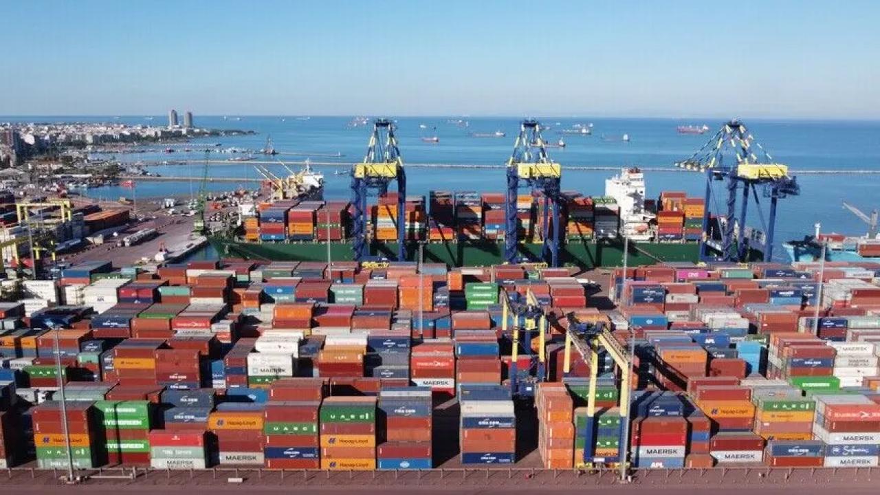 Limanlarda 8 ayda elleçlenen yük miktarı 369,8 milyon ton oldu