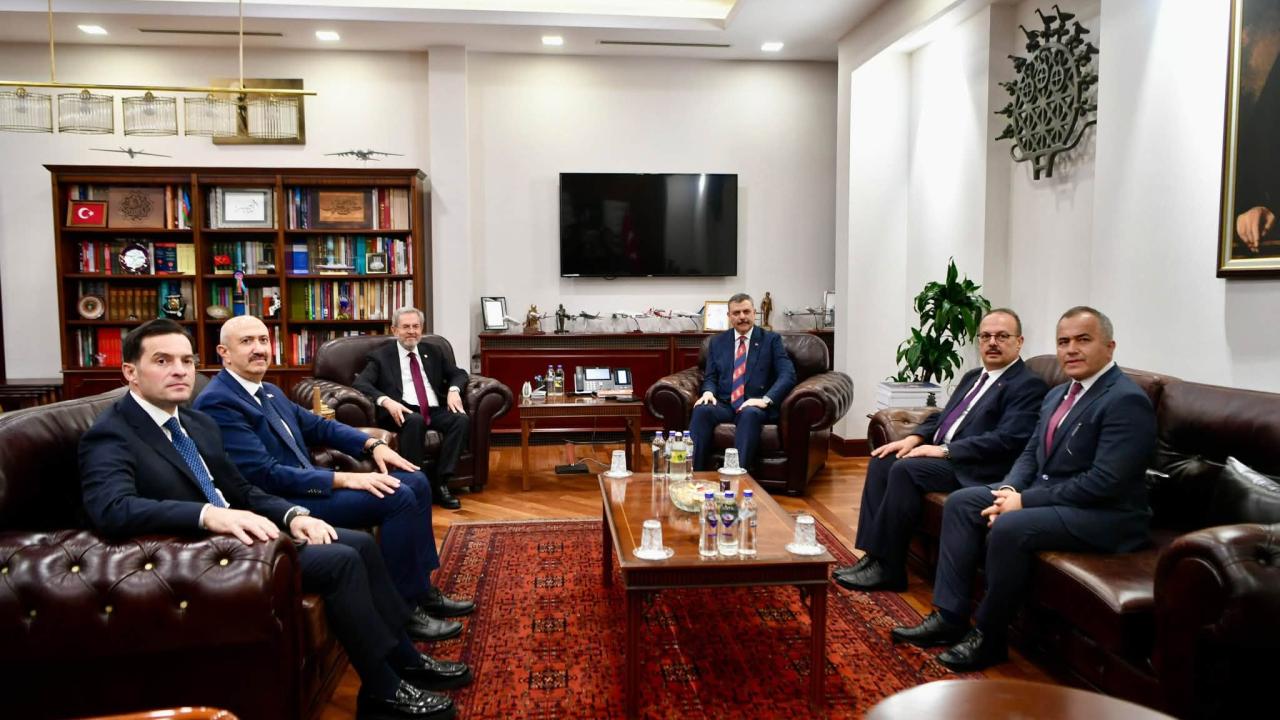 Ankara Valisi Canbolat, Göç Danışma Araçları Tanıtım Töreni'ne katıldı