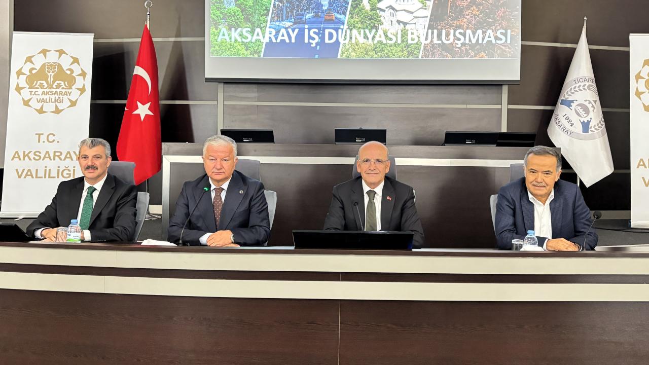 Hazine ve Maliye Bakanı Şimşek, Aksaray'da ziyaretlerde bulundu