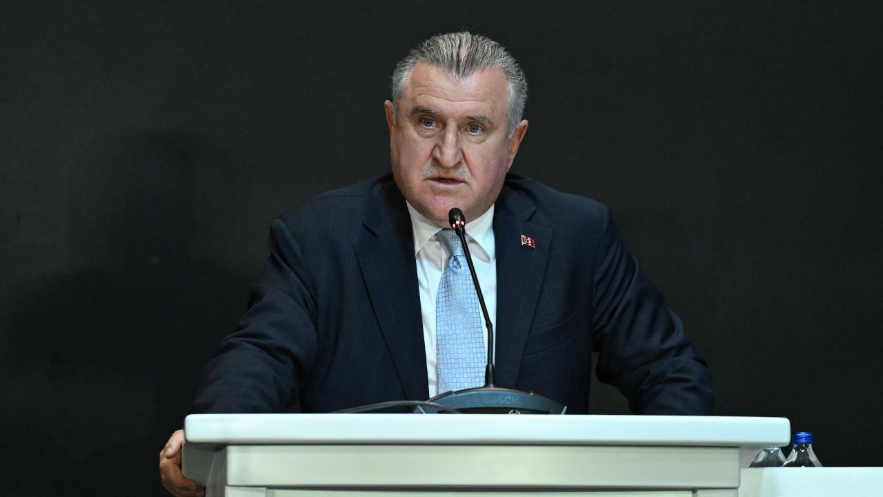 Gençlik ve Spor Bakanı Bak, “İspanya Süper Kupası Tanıtım Toplantısı”na katıldı