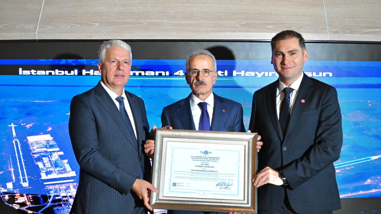 Bakan Uraloğlu: İstanbul Havalimanı 4. pistini uçuş operasyonlarına hazır hale getirdik