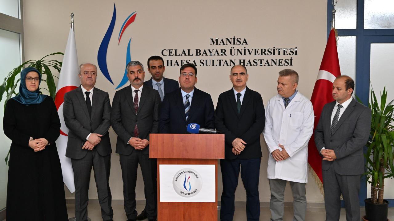 Adalet Bakan Yardımcısı Tuncay, Manisa'da yaralanan öğrencileri ziyaret etti