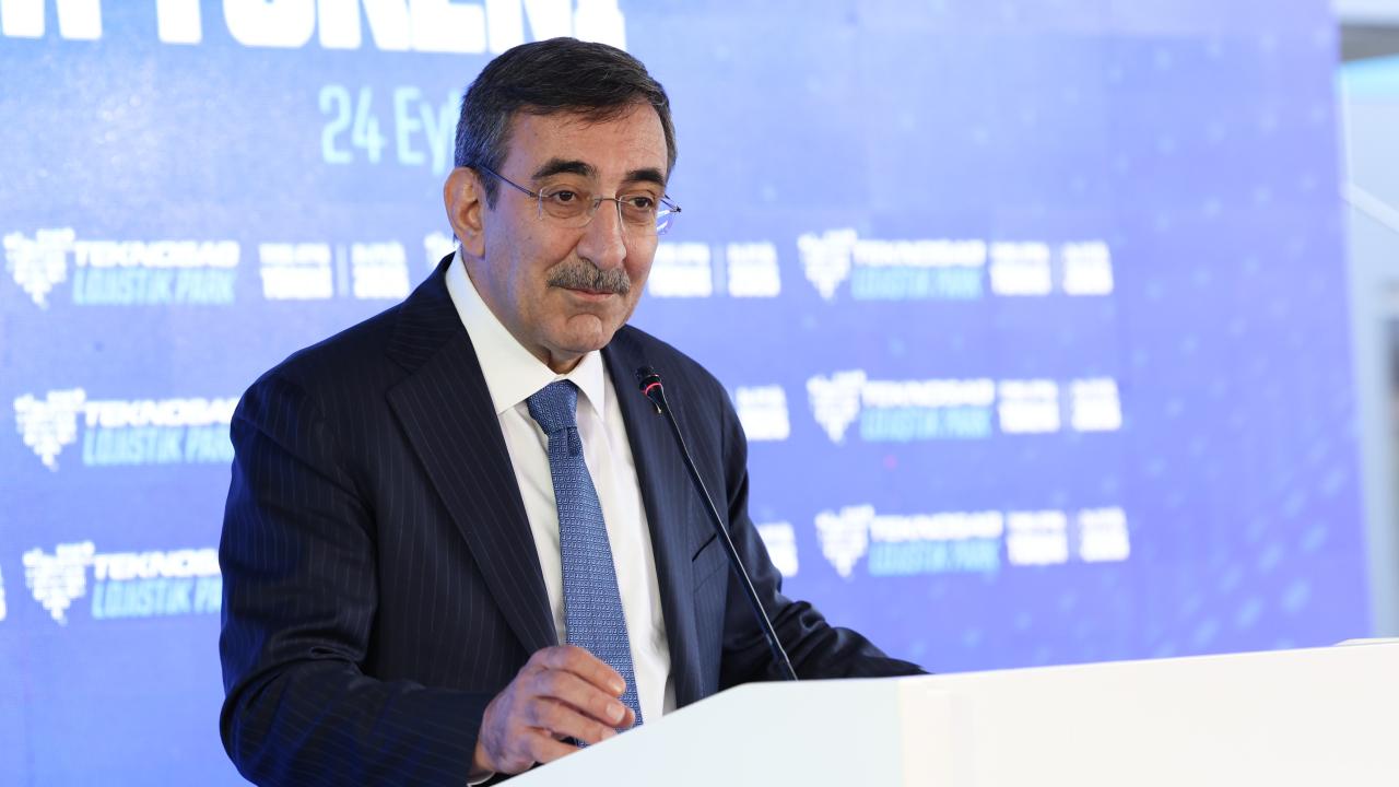 Cumhurbaşkanı Yardımcısı Yılmaz, TEKNOSAB Lojistik Park Temel Atma Törenine katıldı