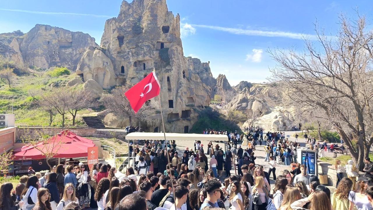 Bakan Ersoy: Türkiye’nin tarihini korumaya, yaşatmaya ve dünyayla buluşturmaya devam edeceğiz