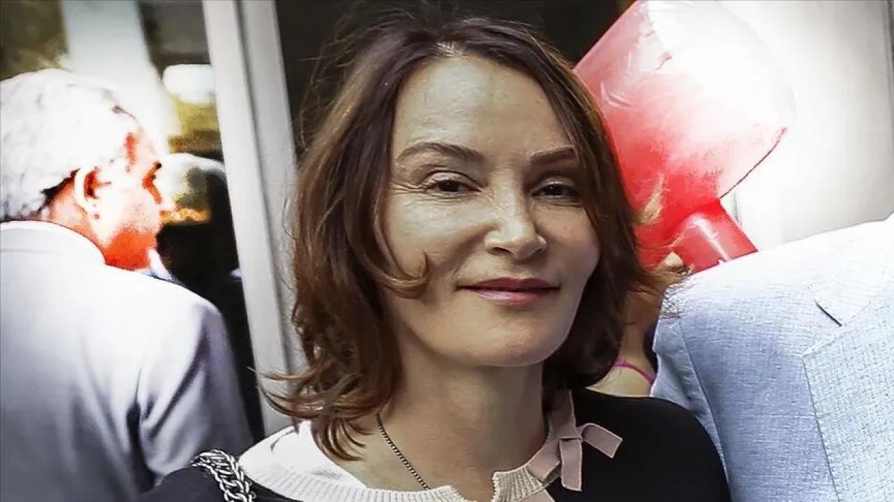 Aslı Baykal: Aile Bakanını bu fonlara yönlendirenlerle, bilgileri Yeni Parti’ye ulaştıranların aynı çevreler olup olmadığı da araştırılmalıdır