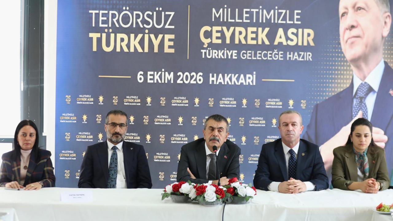 Milli Eğitim Bakanı Tekin, Hakkari'de "Terörsüz Türkiye" konulu programa katıldı