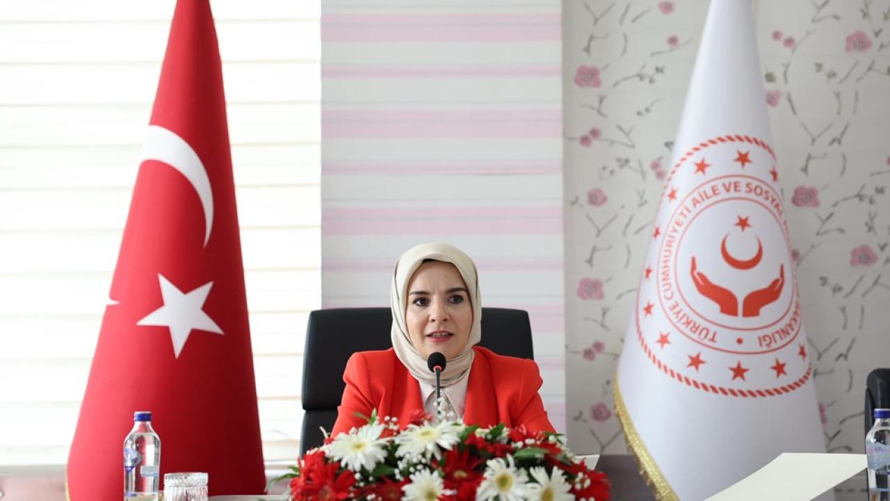 Bakan Göktaş'tan şehit Piyade Uzman Çavuş Mustafa Aslan için başsağlığı mesajı
