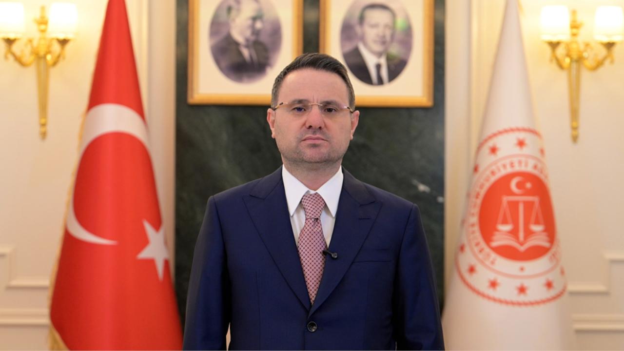 Bakan Gürlek duyurdu: İzmir'de 3 yıl önce işlenen faili meçhul cinayet aydınlatıldı